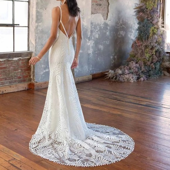 Essense of Australia- All Who Wander- Clio Wedding Dress - Picture 8 of 9